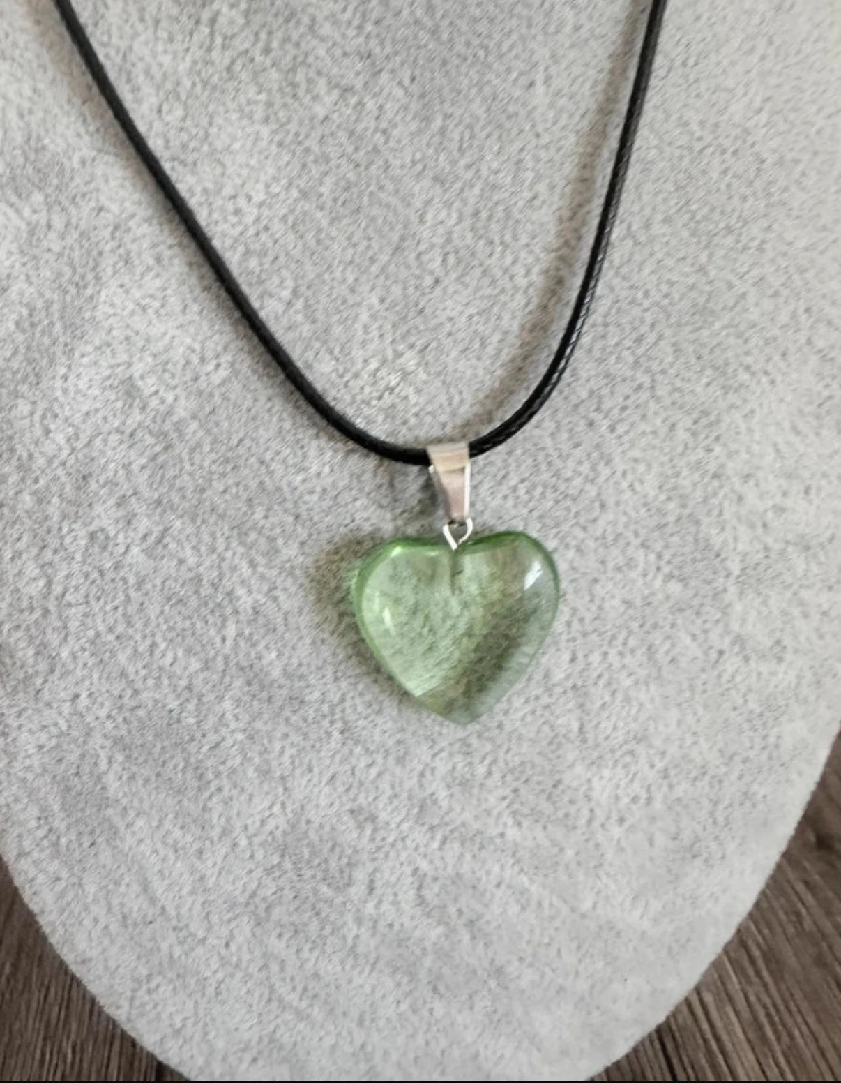 Necklace: Emerald Green Crystal Heart Pendant – photo 3